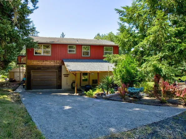 912 E 6th Ave, Sutherlin, OR 97479