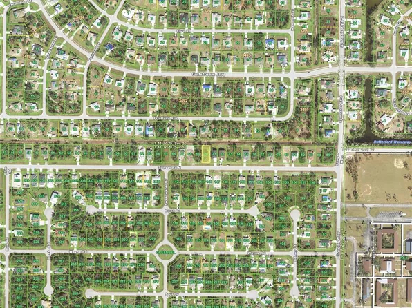 516 Sunset Rd N #70, Rotonda West, FL 33947