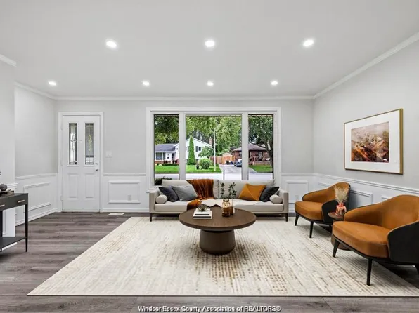 5440 Lyndon Ct, Windsor, ON N8T 1N8