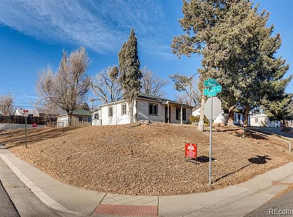 2nd image of 795 S Navajo St