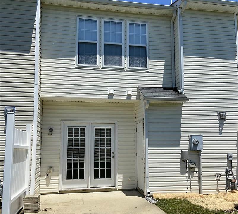 2nd image of 8345 Glenwood Springs Ct
