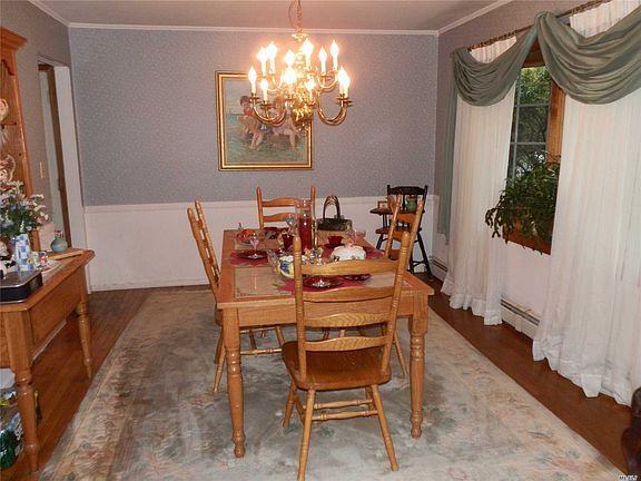 5th image of 6 Oxford Ln