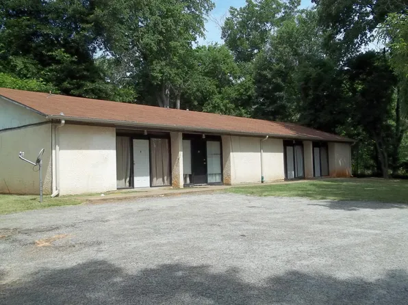 513 W Bowie St APT C, Marshall, TX 75670