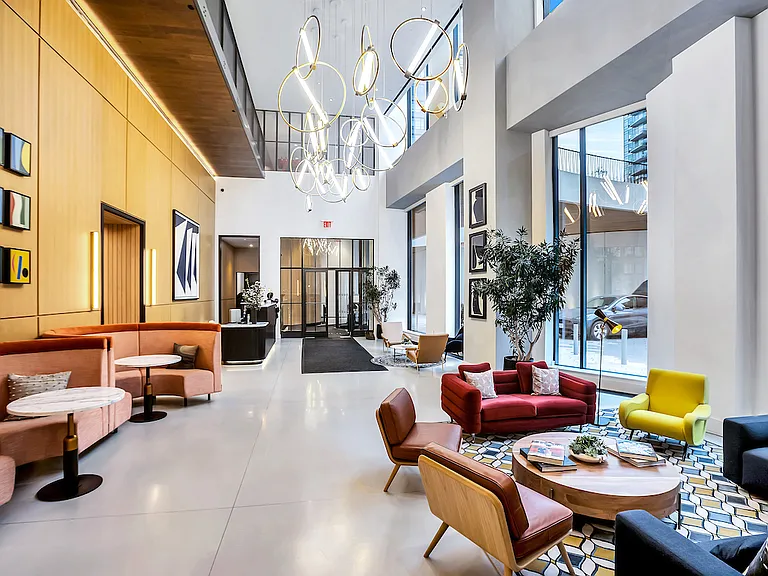 11 Hoyt St #28D — Photo 8