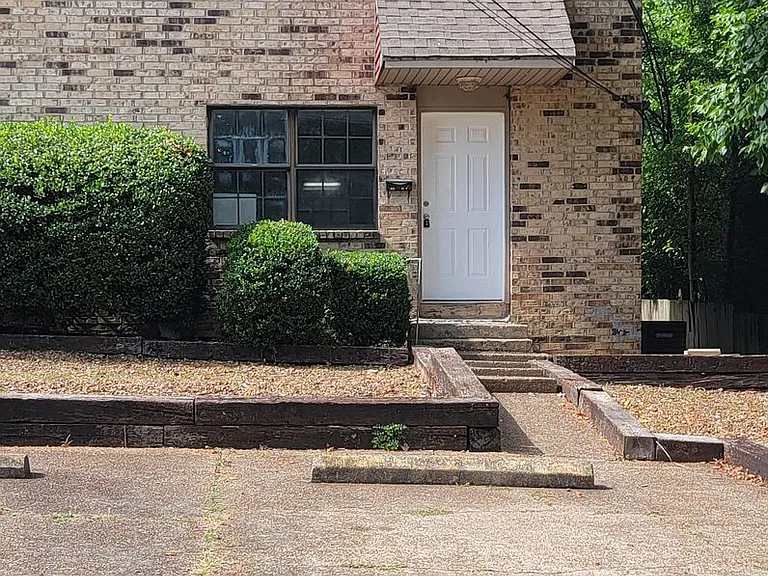 2325 Byers St — Photo 3
