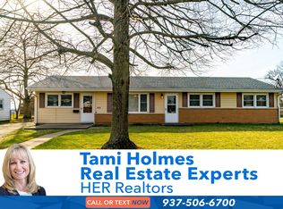 419 Cranewood Dr, Trenton, OH 45067