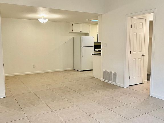 3rd image of 3024 Olive Glen Ct #3024