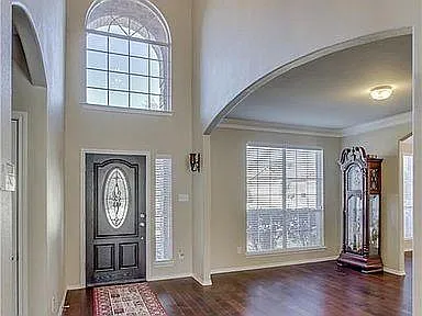 4 bed, 2943 sqft, $3,200 — Photo 3