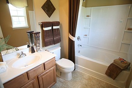 Photos not of actual home