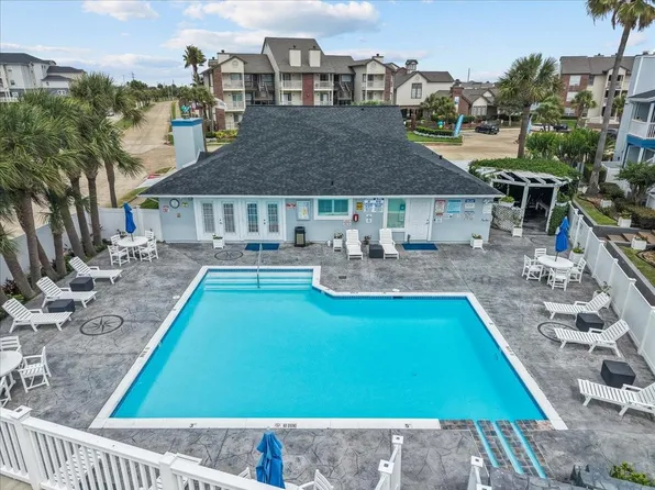 3506 Cove View Blvd APT 303, Galveston, TX 77554