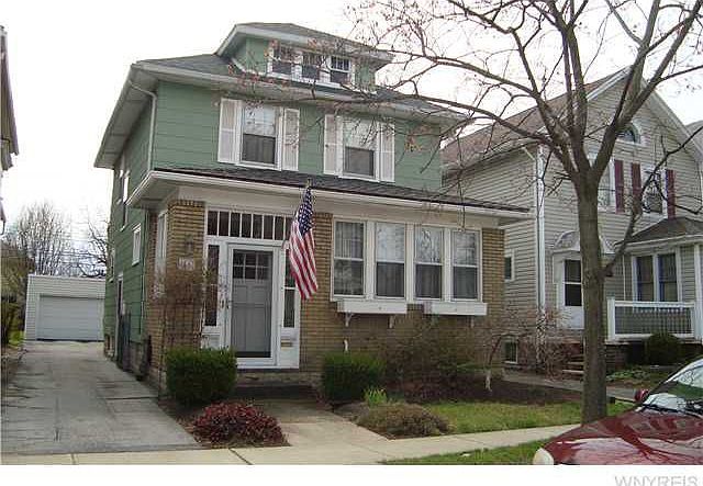 1st image of 56 W Hazeltine Ave
