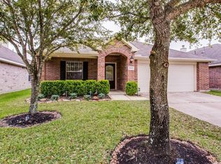 21826 Silent Jasmin Ct, Cypress, TX 77433