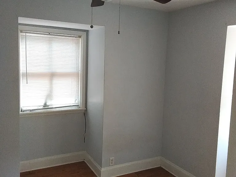 418 Saint Lawrence Ave — Photo 4