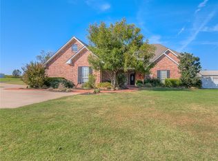 10401 Katy Line Dr, Yukon, OK 73099