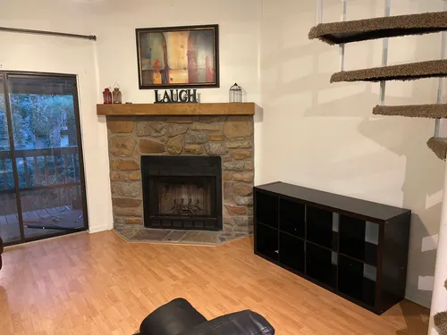 405 Harbison Blvd Photo 1