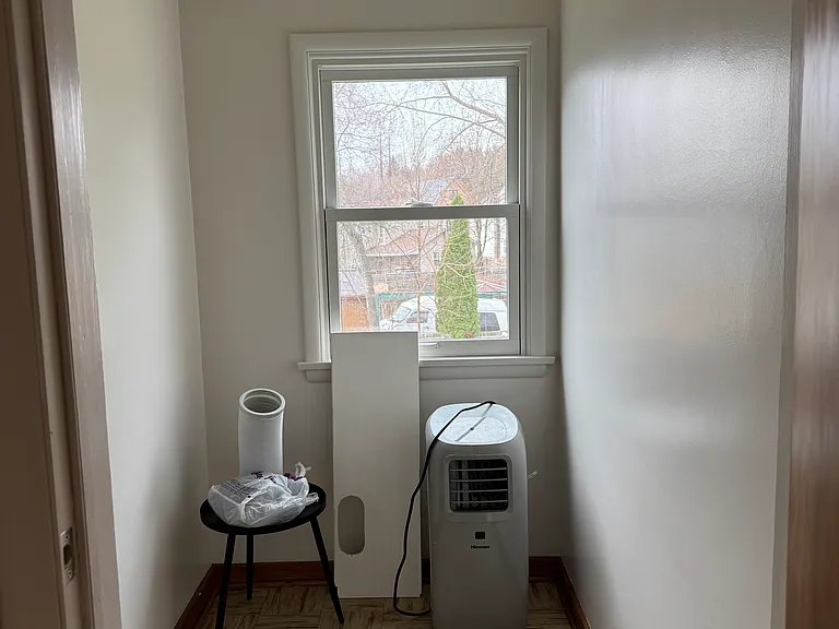 307 Warren St — Photo 22