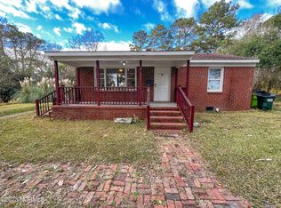 204 S Glenburnie Rd, New Bern, NC 28560