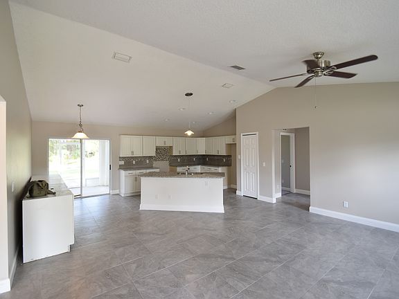 Living room, dining kitchen