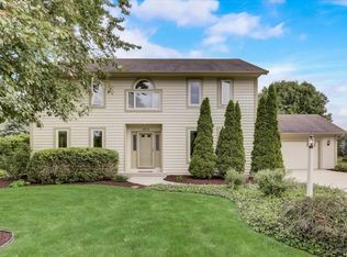 4809 Leslie Ann Ln, Mount Pleasant, WI 53403