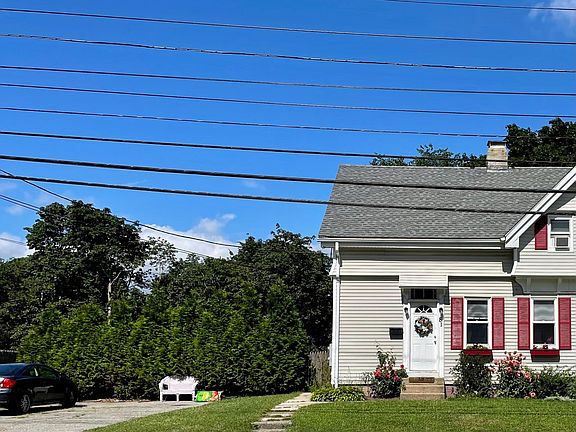 2nd image of 81 N Broadway St