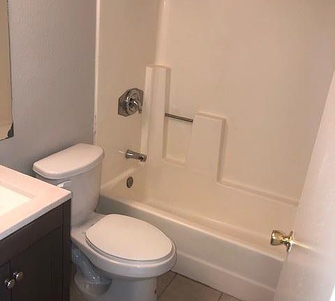 5th image of 6157 E Glencove St APT 2