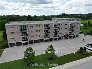 85 William St N #401 — Photo 1