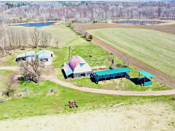 45714 Dove Rd, Hinckley, MN 55037