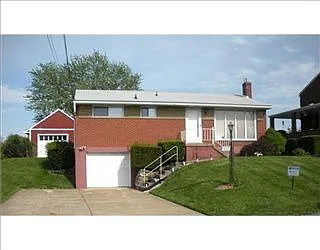 135 Xavier Dr photo 1