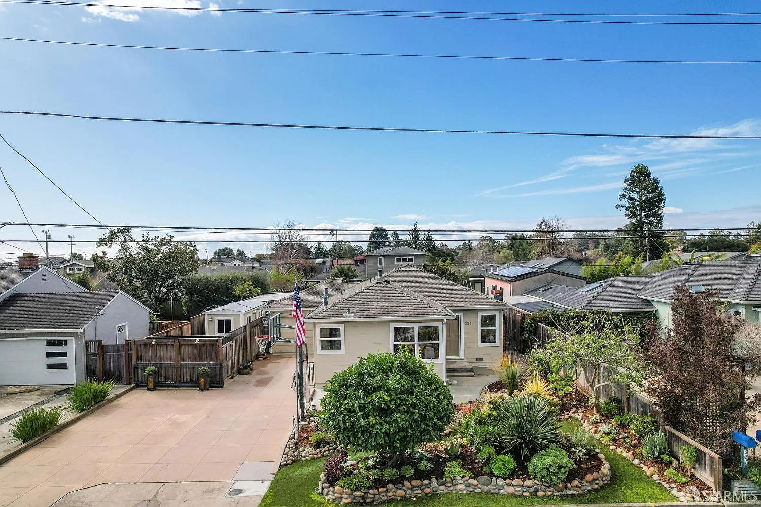321 Alta Vista Dr photo 1