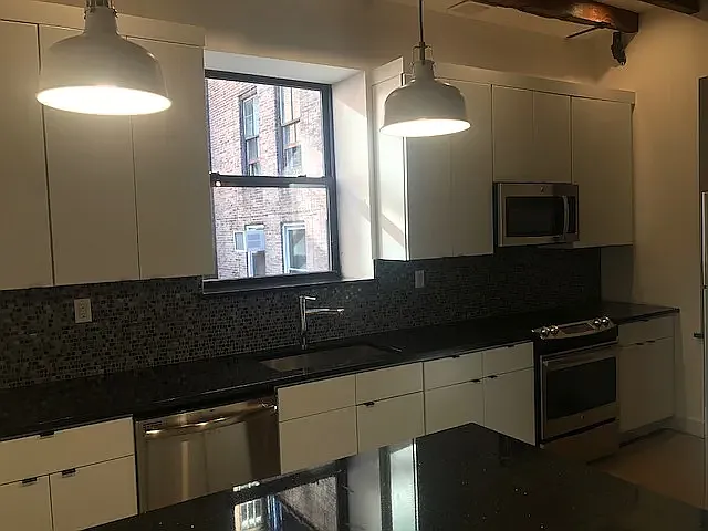 177 W 26th St #504 — Photo 2