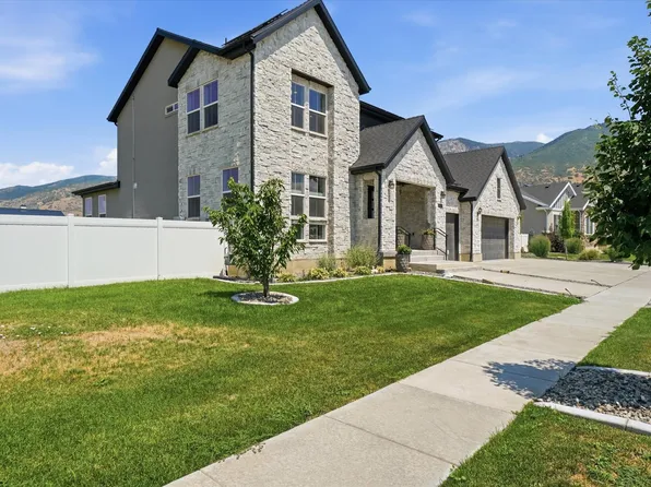 454 W 1025 S, Farmington, UT 84025