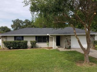 9 Teak Loop Ln, Ocala, FL 34472