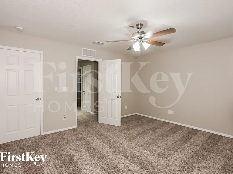 8303 Thor St — Photo 9