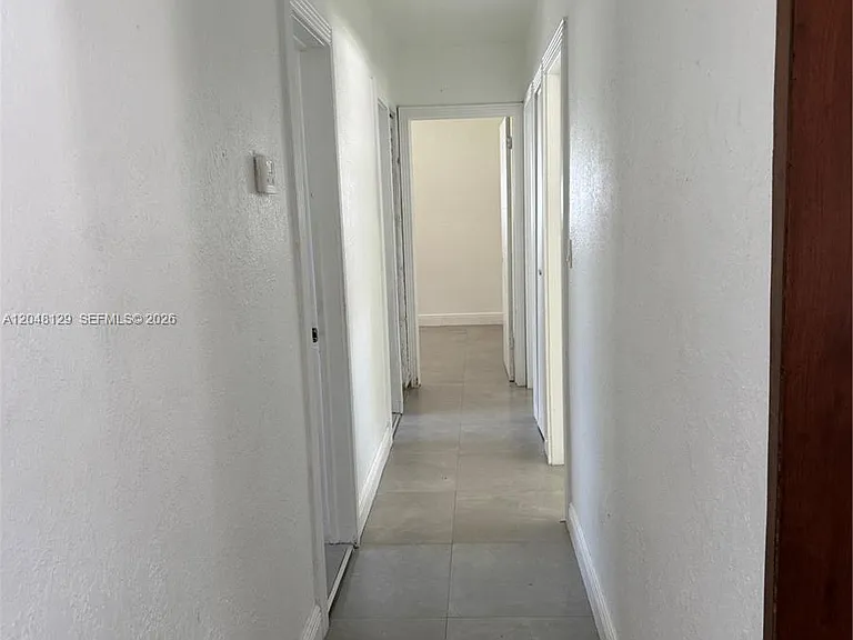 1281 NE 209th Ter — Photo 4