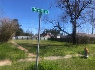 65 Patterson Dr, Chalmette, LA 70043