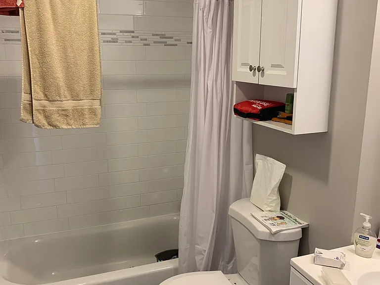 392-396, 400, 404 Langley Road — Photo 70
