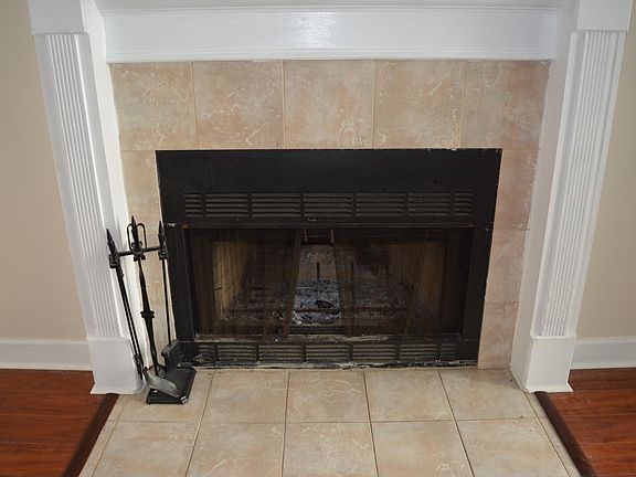 4th image of 2300 Twelve Oaks Dr APT K2