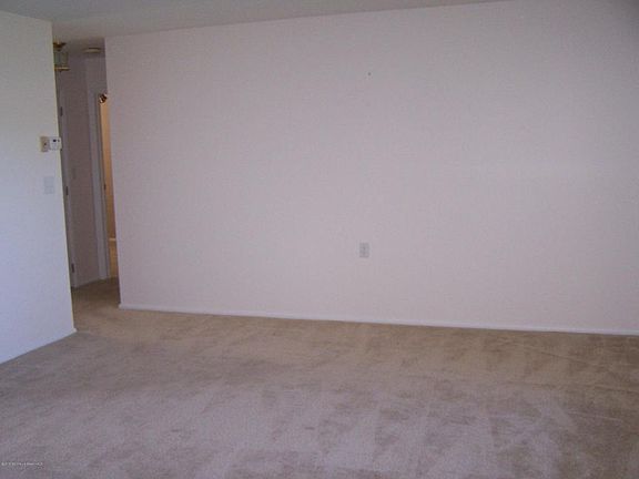 5th image of 336B Canterbury Ct