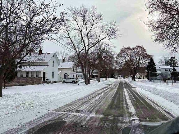 3rd image of 651 Glenwood Ave