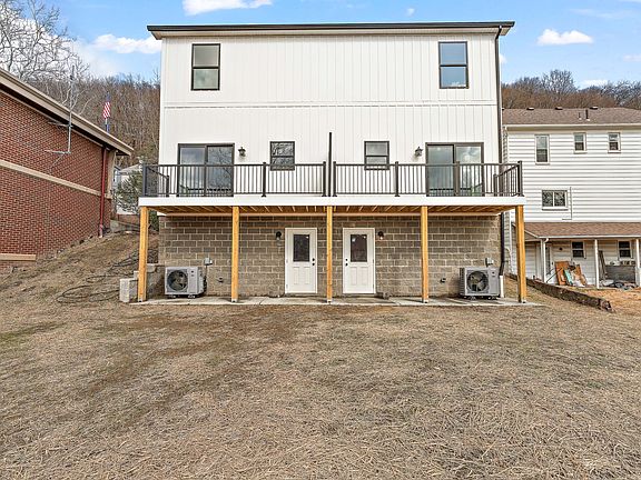 Back of house - Deck, Backdoor
