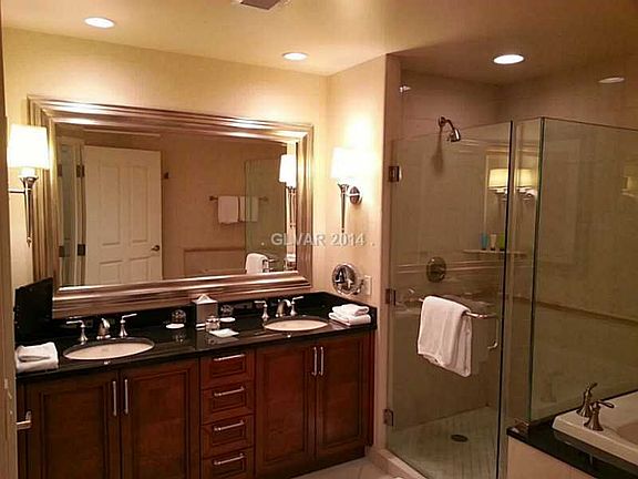 4th image of 125 E Harmon Ave #2811