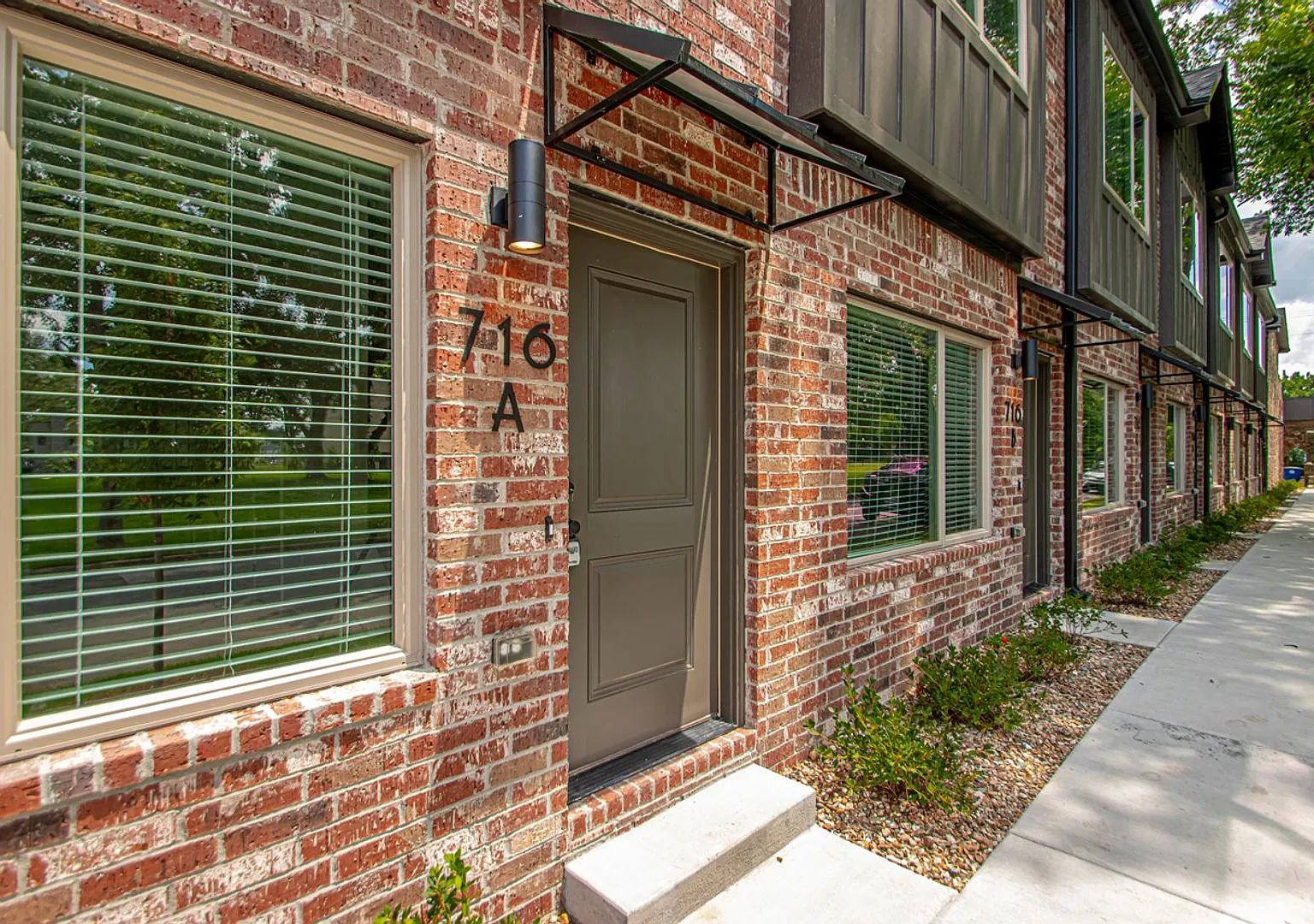 Leasing Now - New Townhomes, North Little Rock Argenta Arts Area — Photo 3