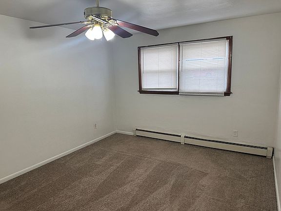 3rd image of 110 Lemans Dr #2