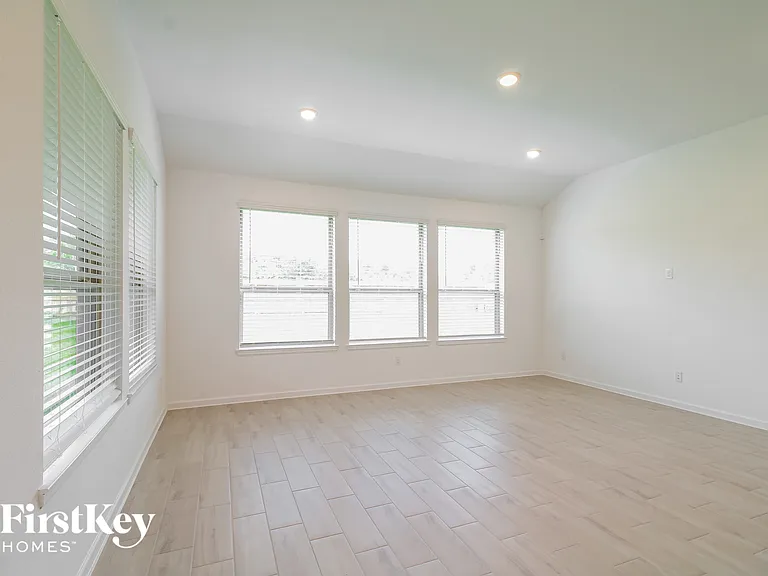 4222 Redford Valley Rd — Photo 5