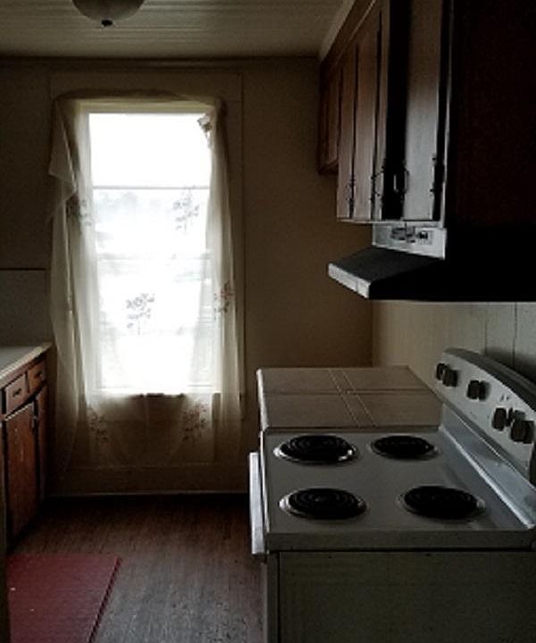 2nd image of 270 Pinehurst Dr