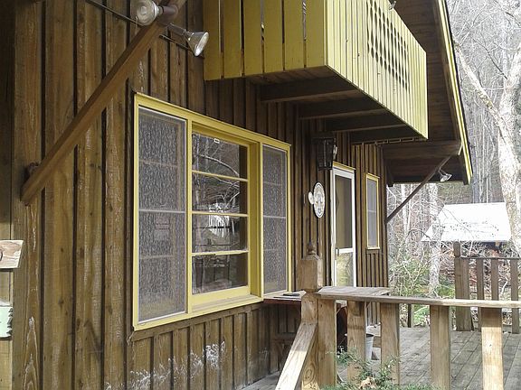2nd image of 179 Wildflower Cir