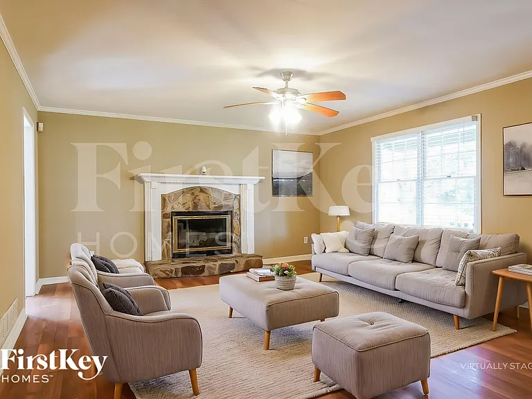 104 Dogwood Ct — Photo 4