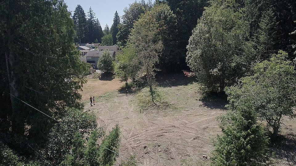 1st image of 1717 Carr Blvd