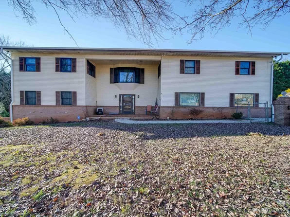 2701 Sparks Dr, Hudson, NC 28638