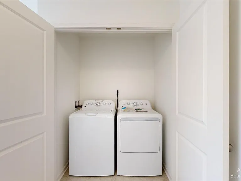 2741 Bristol Ridge Dr — Photo 21